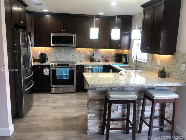 16367 SW 46th Ter, Unincorporated Dade County, Florida 33185, image 2