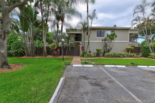 Lago West, 13296 NW 5th Ct, Plantation, Florida 33325, image 2