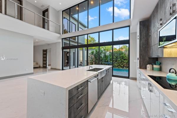 Utopia, 4185 Ventura Ave, Miami, Florida 33133, image 2
