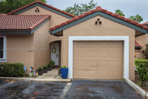 Lakeview Courts At Jacaranda, 8855 W Sunrise Blvd, Plantation, Florida 33322, image 1