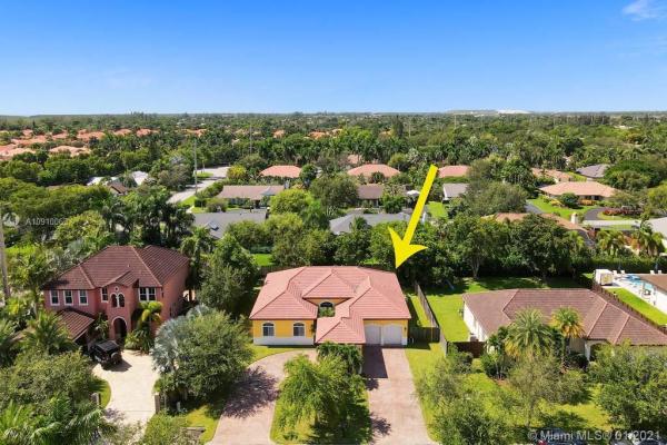 Cutler Bay No HOA, 8212 SW 190th Ter, Cutler Bay, Florida 33157, image 2