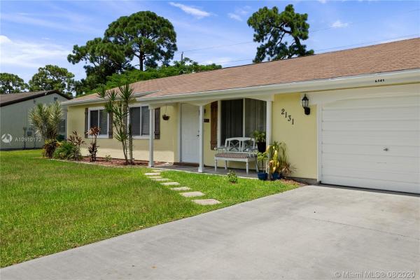2131 SE Flagstone Ct, Florida 34952, image 2