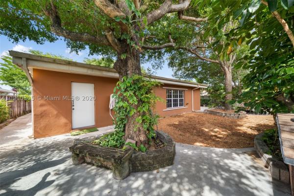 Coral Park Estates, 10045 SW 12th Ter, University Park, Florida 33174, image 3