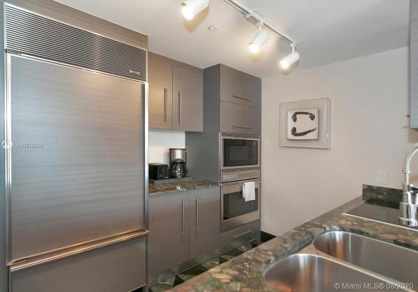 Icon Brickell Tower 3, 485 Brickell Ave #4309, Miami, Florida 33131, image 2