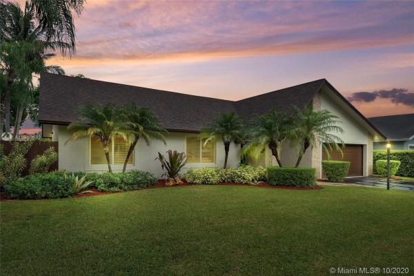 Calusa Club Estates, 10121 SW 134th Ave, The Crossings, Florida 33186, image 2