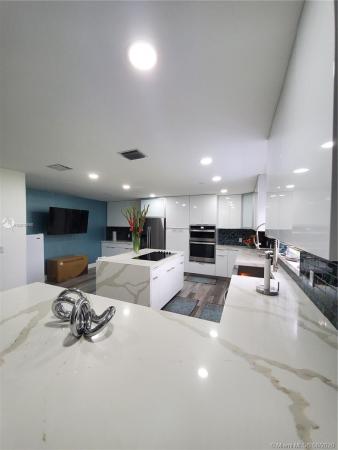 Kings Grant East, 15821 SW 147th Ct, Richmond West, Florida 33187, image 2