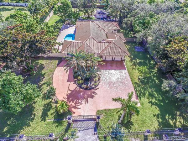 Kendall Green Homesites, 8540 SW 112th St, Kendall, Florida 33156, image 2