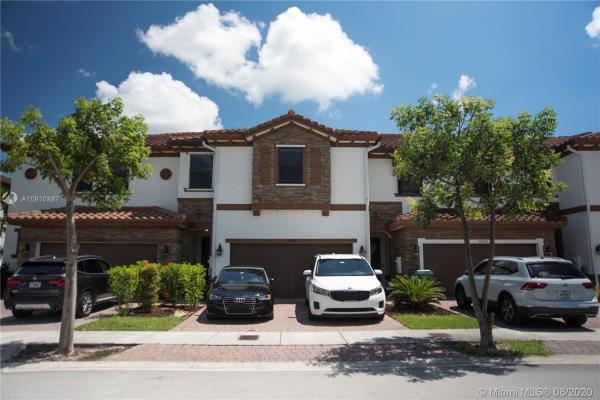 Century Townhomes At Bird Road, Kendall West, Florida 33185, image 2