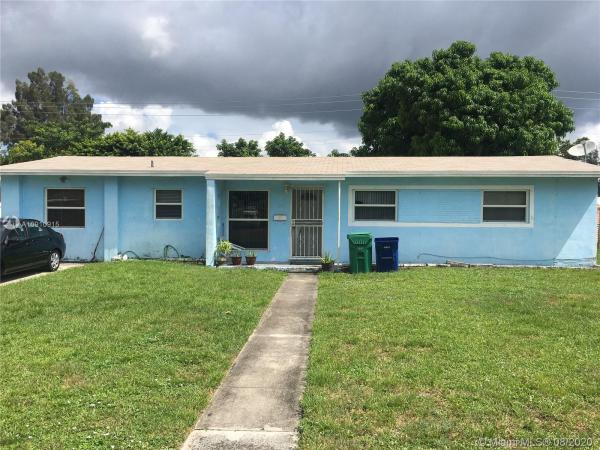 Carol City, 3971 NW 178th St, Miami Gardens, Florida 33055, image 2