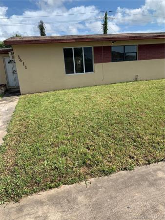 Scott Lake Manor, 1411 NW 179th St, Miami Gardens, Florida 33169, image 2