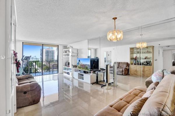 Winston Towers 600, 210 174th St #1014, Sunny Isles Beach, Florida 33160, image 2