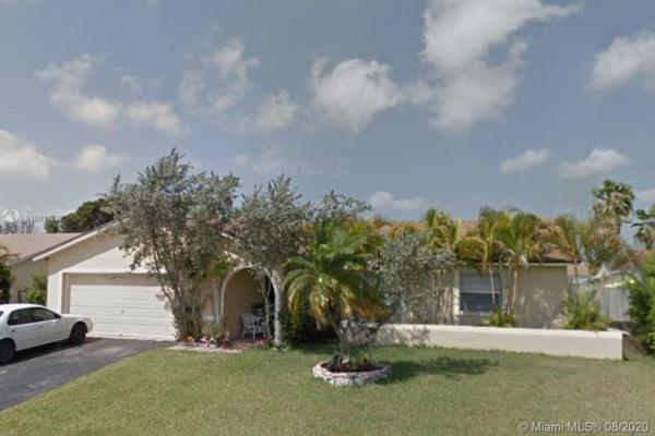 Meadow Wood Manor, 25806 SW 123rd Ct, Goulds, Florida 33032, image 2