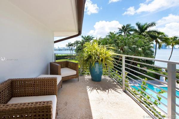 Sunset Islands, 1649 W 22nd St, Miami Beach, Florida 33140, image 2