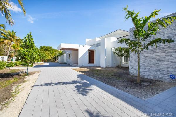 Pinecrest Residential, 7890 SW 122nd St, Pinecrest, Florida 33156, image 2