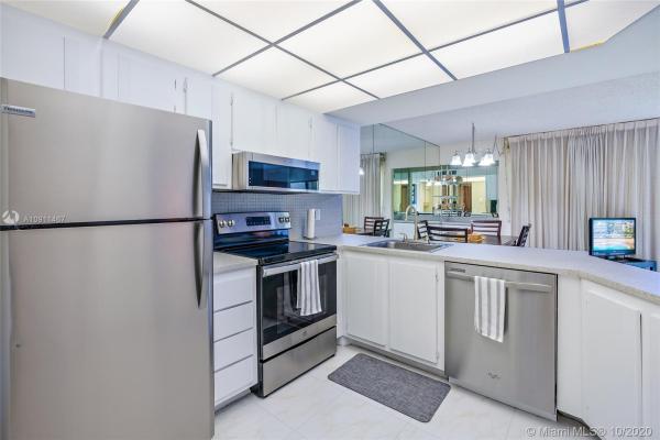 Tennis Villas At Jupiter Ocean & Racquet Club, 1605 S Us Highway 1, Jupiter, Florida 33477, image 2
