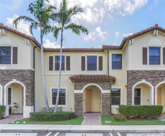 Martinique At Oasis, 576 SE 32nd Ave, Homestead, Florida 33033, image 2