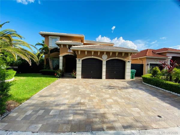 West Lakes Gardens, 8704 NW 147th Ln, Miami Lakes, Florida 33018, image 2