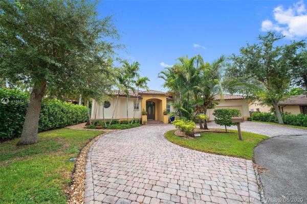 Gables Edge, 5751 SW 59th Pl, South Miami, Florida 33143, image 2