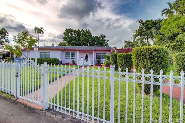 Carl Byoir, 949 NE 163rd St, North Miami Beach, Florida 33162, image 2