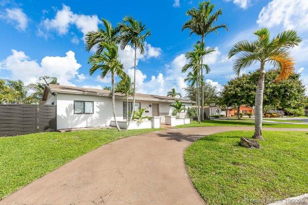 Southern Estates, 11975 SW 26th Ter, Tamiami, Florida 33175, image 2