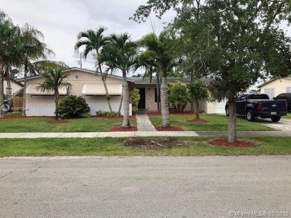 Laurel Manor, 1732 NW 9th Ave, Homestead, Florida 33030, image 2