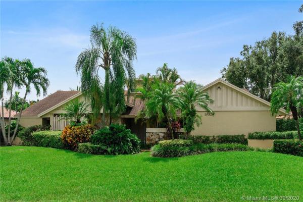 Clover, 10520 SW 127th St, Kendall, Florida 33176, image 2