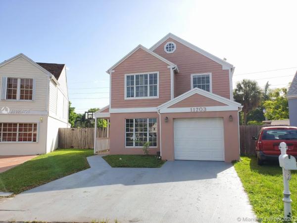 Towngate South, 11703 SW 113th Ter, Kendall, Florida 33186, image 2