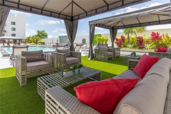 Vistas Palmetto Bay, 18301 S Dixie Hwy #135, Palmetto Bay, Florida 33157, image 1