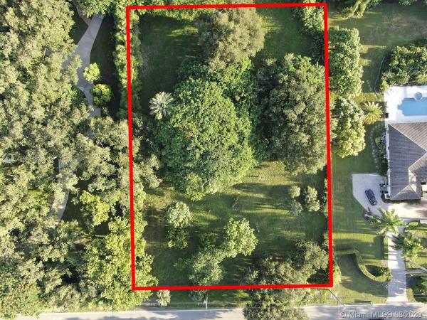 Kendall Green Homesites, 8390 SW 112th St, Kendall, Florida 33156, image 2