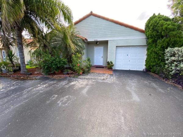 Deerwood Estates, 15106 SW 128th Ct, Three Lakes, Florida 33186, image 2