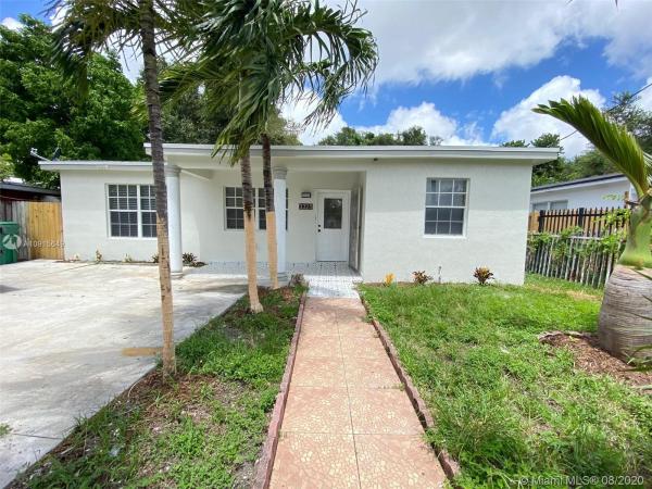 Seminole Lawn, 3325 NW 49th St, Brownsville, Florida 33142, image 2