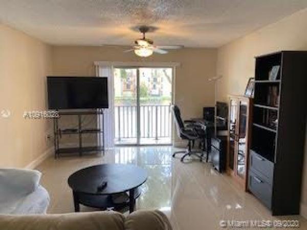 Sunset Villas, 4719 NW 7st #204, Miami, Florida 33126, image 2