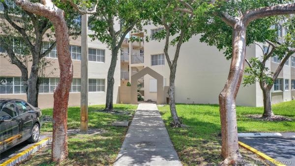 Mirassou, 6175 NW 186th St #301, Hialeah, Florida 33015, image 2