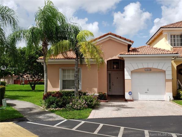 Lennar Townhomes At Forest Lakes, 10248 SW 162nd Pl, The Hammocks, Florida 33196, image 2