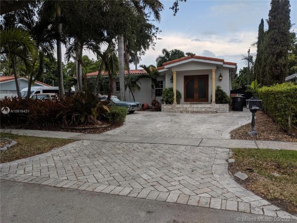 Keystone Point, 2020 Alamanda Dr, North Miami, Florida 33181, image 2