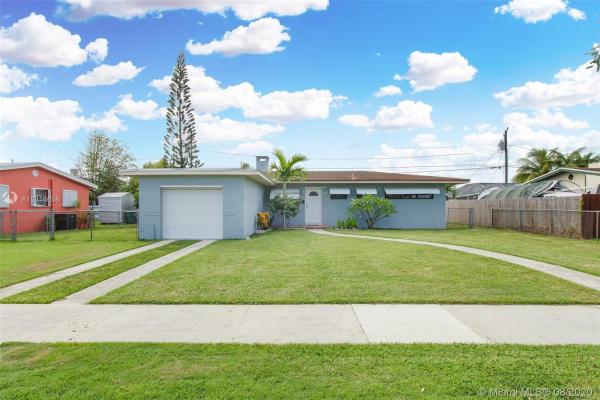 South Coral Homes, 9391 Martinique Dr, Cutler Bay, Florida 33189, image 2