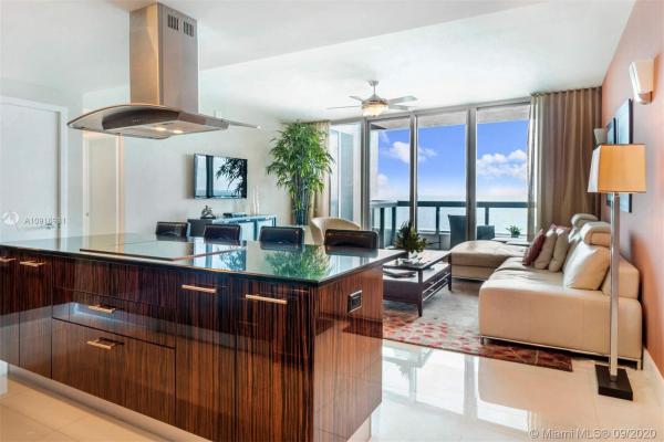 North Carillon Beach, 6899 Collins Ave #1001, Miami Beach, Florida 33141, image 2