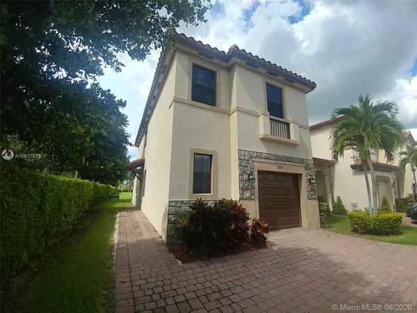 Sierra At The Vineyards, 3701 NE 2nd St, Homestead, Florida 33033, image 2