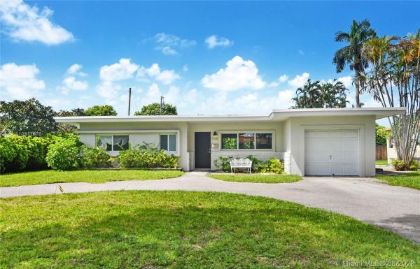 Keystone Point, 12580 Palm Rd, North Miami, Florida 33181, image 2