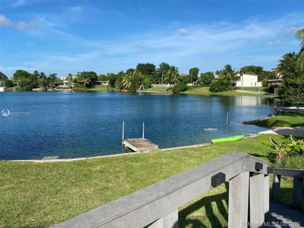 Sky Lake, 19201 NE 20th Ct, North Miami Beach, Florida 33179, image 2