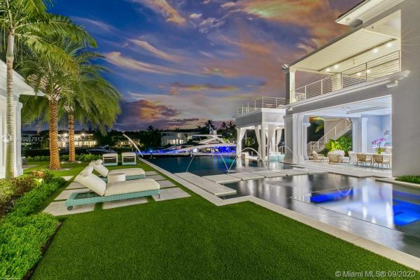 Admirals Cove, 377 Eagle Dr, Jupiter, Florida 33477, image 2