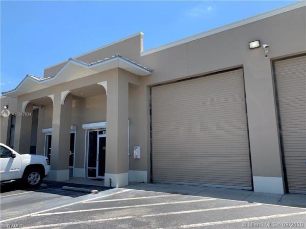 3899 Mannix Dr #403 and 404, Naples, Florida 34114, image 1