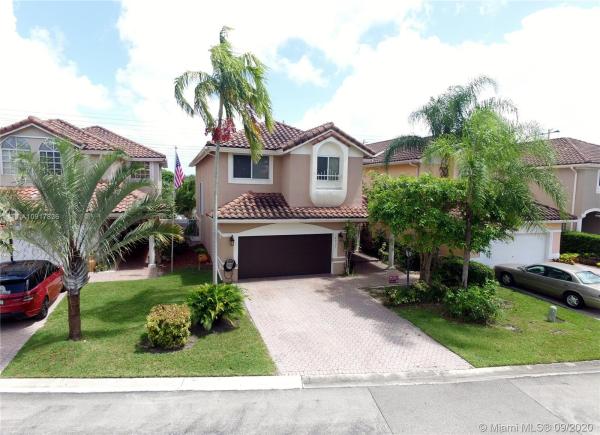 Silver Lakes, 14939 SW 132nd Ave, Three Lakes, Florida 33186, image 2