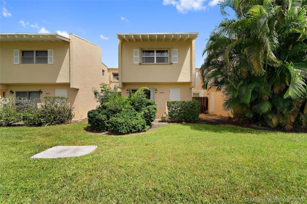 Shores Villas, 8953 NE 4th Ave Rd #8953, Miami Shores, Florida 33138, image 2