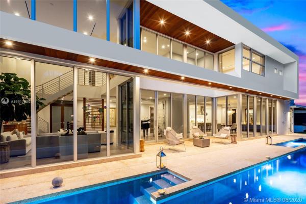 Bay Homes, 3630 N Bay Homes Dr, Miami, Florida 33133, image 2