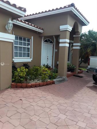 Florida Tropical Estates, 8962 NW 148th St, Miami Lakes, Florida 33018, image 2