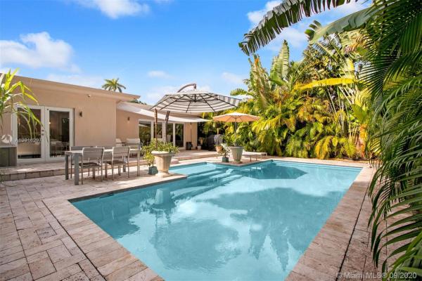 Isle Of Normandy Ocean Side & Trouville, 1320 Marseille Dr, Miami Beach, Florida 33141, image 2