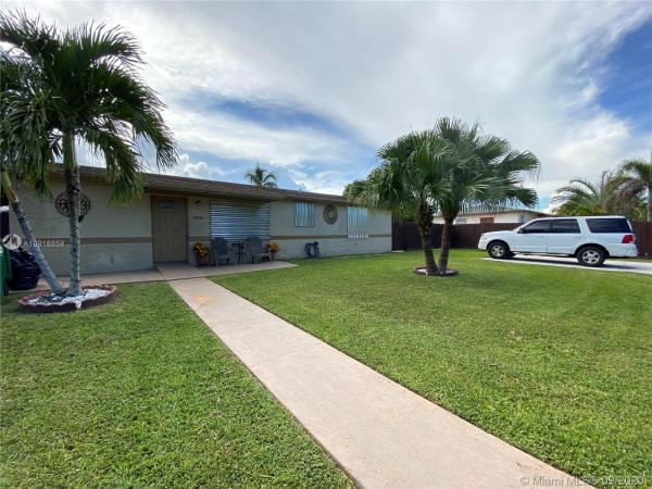 Princetonian, 25260 SW 124th Pl, Princeton, Florida 33032, image 2