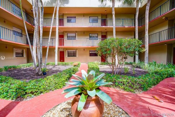 Gardens Of Kendall South, 10845 SW 112th Ave #115, Kendall, Florida 33176, image 2