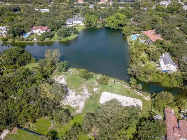 Snapper Creek Lakes, 106xx Lakeside Dr, Coral Gables, Florida 33156, image 2